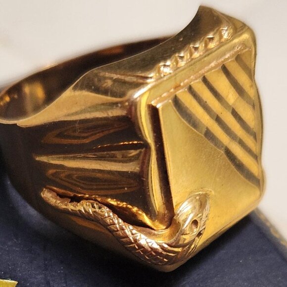 VINTAGE 14K Solid Gold Rectangular Signet Snake Serpent Ring for Men 10.76g Sz10